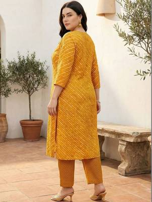 Plus Size Thread Work Pure Cotton Kurta with Trousers & With Dupatta 4