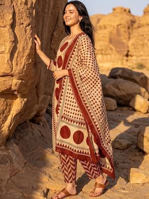 Women Printed Regular Mirror Work Pure Cotton Kurta with Trousers & With Dupatta 5