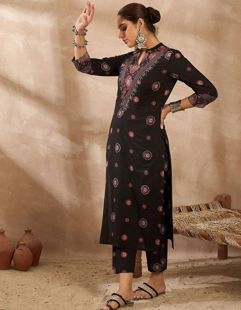 Women Ethnic Motifs Printed Regular Beads and Stones Pure Cotton Kurta with Trousers
