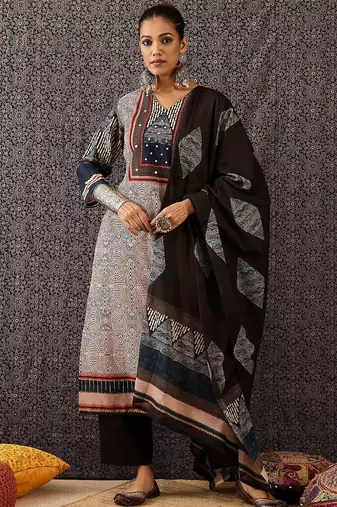 Women Ethnic Motifs Printed Regular Beads and Stones Pure Cotton Kurta with Trousers & With Dupatta