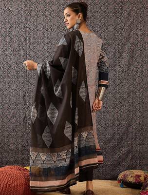 Women Ethnic Motifs Printed Regular Beads and Stones Pure Cotton Kurta with Trousers & With Dupatta 4
