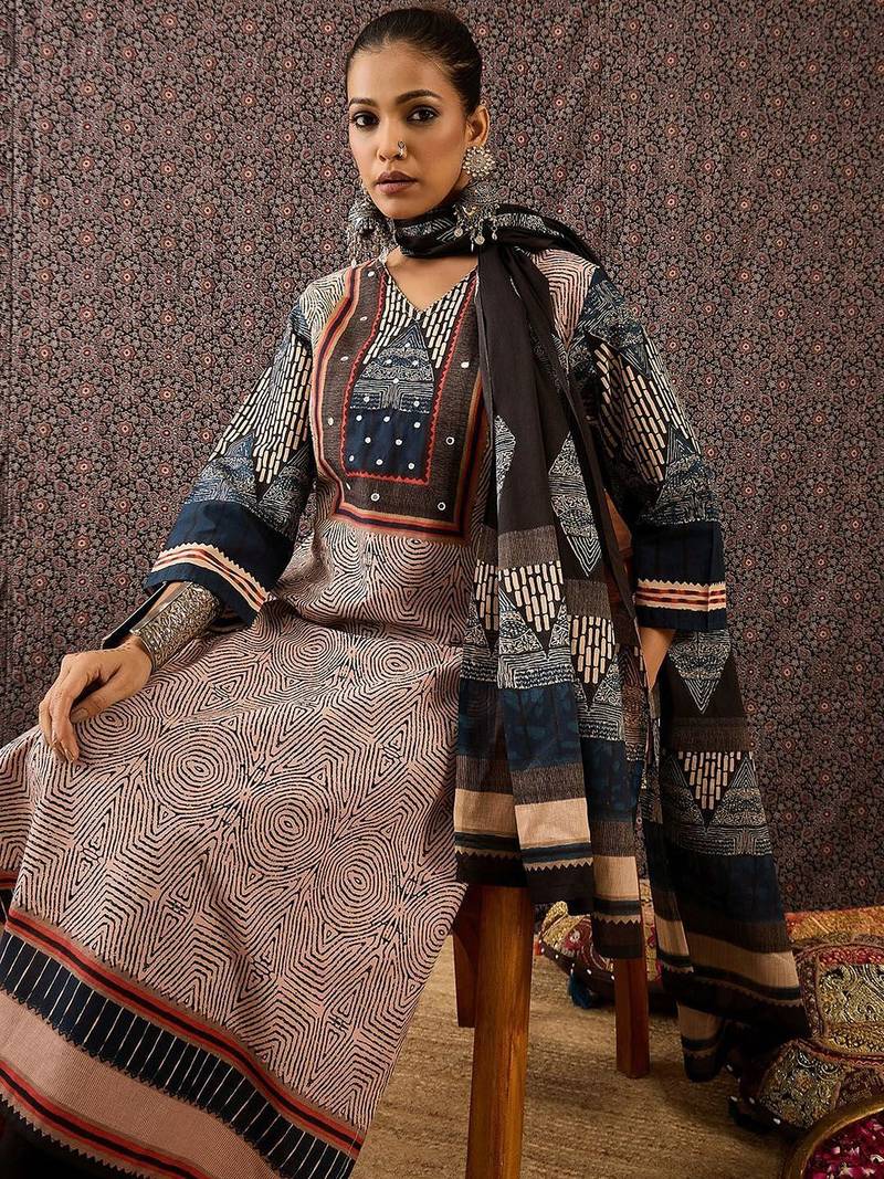 Women Ethnic Motifs Printed Regular Beads and Stones Pure Cotton Kurta with Trousers & With Dupatta