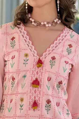 Floral Embroidered Thread Work Pure Cotton Kurta With Trousers & Dupatta