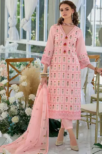 Floral Embroidered Thread Work Pure Cotton Kurta With Trousers & Dupatta