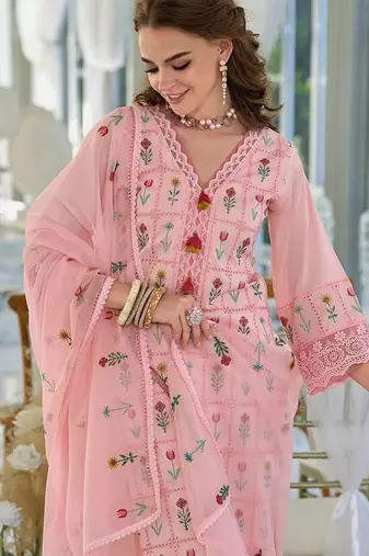 Floral Embroidered Thread Work Pure Cotton Kurta With Trousers & Dupatta
