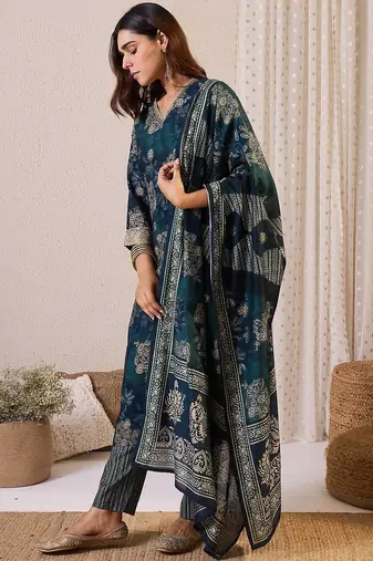 Floral Printed Straight Chanderi Silk Kurta With Trousers & Dupatta