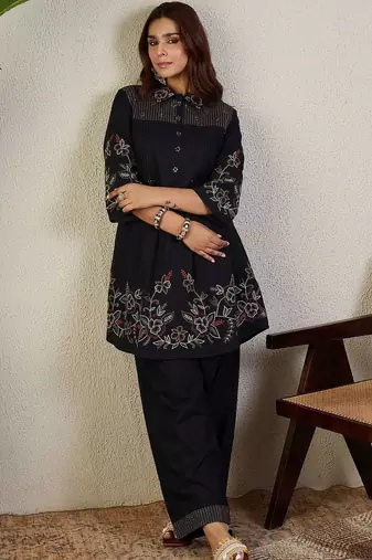 Women Floral Embroidered Thread Work Pure Cotton A-Line Kurti with Trousers
