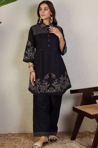 Women Floral Embroidered Thread Work Pure Cotton A-Line Kurti with Trousers