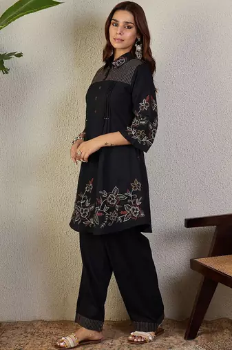 Women Floral Embroidered Thread Work Pure Cotton A-Line Kurti with Trousers