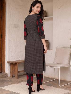 Women Ethnic Motifs Printed Regular Pure Cotton Kurta with Trousers 5