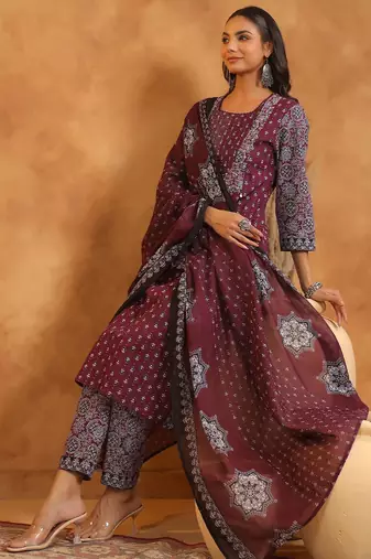 Floral Printed Pure Cotton Kurta With Trousers And Dupatta