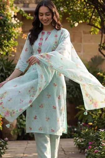 Women Floral Printed Regular Thread Work Linen Kurta with Trousers & With Dupatta