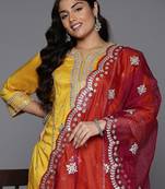 Women Plus Size Ethnic Motifs Embroidered Kurta with Trousers & With Dupatta