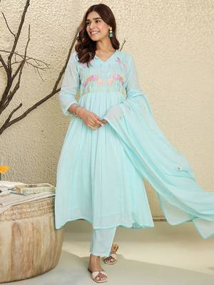 Women Floral Embroidered Regular Thread Work Pure Cotton Kurta with Trousers & With Dupatta 2