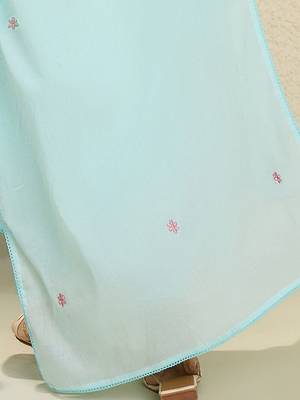 Women Floral Embroidered Regular Thread Work Pure Cotton Kurta with Trousers & With Dupatta 5