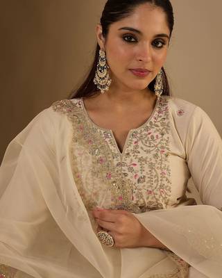 Women Ethnic Motifs Printed Kurta with Trousers & Dupatta 1