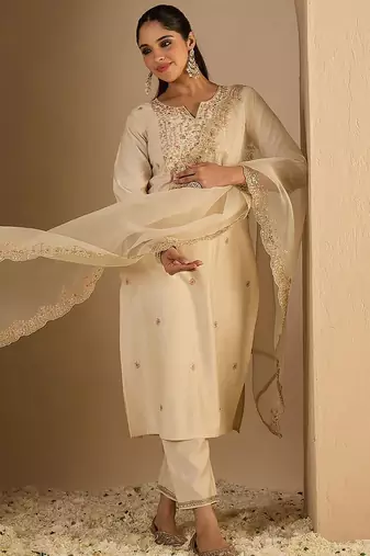Women Ethnic Motifs Printed Kurta with Trousers & Dupatta
