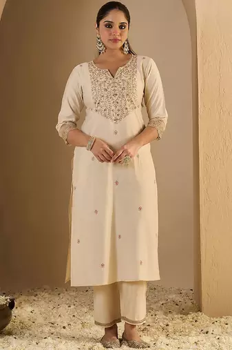 Women Ethnic Motifs Printed Kurta with Trousers & Dupatta