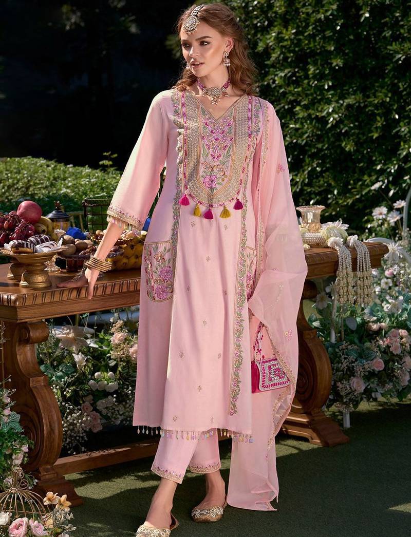 Women Floral Embroidered Regular Kurta with Trousers & With Dupatta