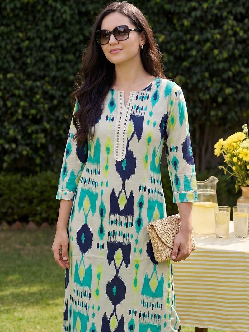Women Printed Regular Pure Cotton Kurta with Trousers
