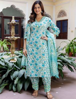 Women Floral Printed V-Neck Pure Cotton Kurta With Salwar & Dupatta 2