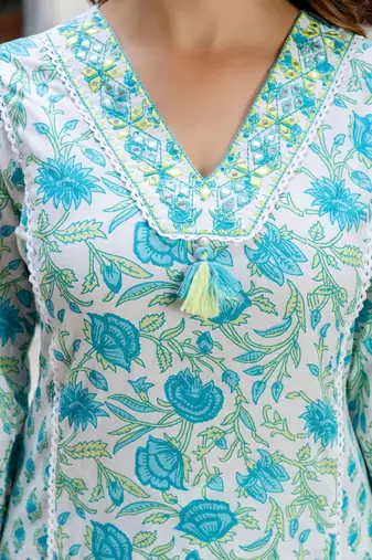 Women Floral Printed V-Neck Pure Cotton Kurta With Salwar & Dupatta