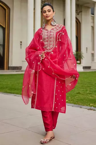Women Ethnic Motifs Embroidered Panelled Kurta with Trousers & With Dupatta