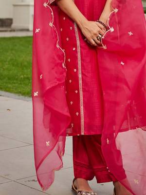 Women Ethnic Motifs Embroidered Panelled Kurta with Trousers & With Dupatta 6
