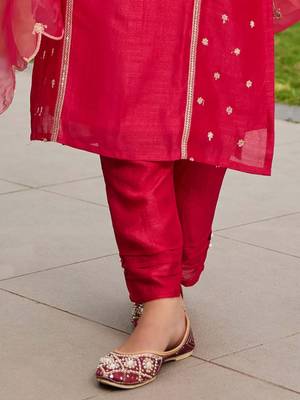Women Ethnic Motifs Embroidered Panelled Kurta with Trousers & With Dupatta 7