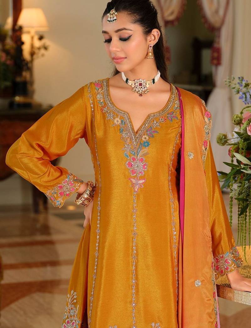 Women Ethnic Motifs Embroidered Regular Thread Work Kurta with Sharara & With Dupatta