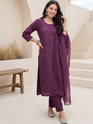 Women Ethnic Motifs Embroidered Regular Thread Work Kurta with Trousers & With Dupatta 1