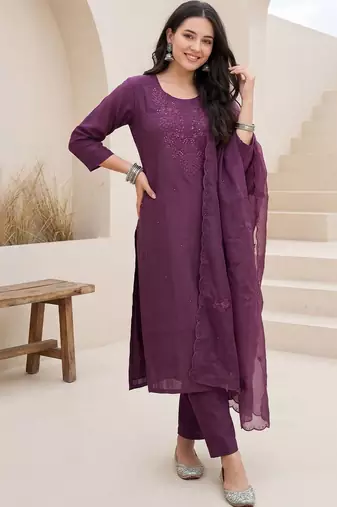 Women Ethnic Motifs Embroidered Regular Thread Work Kurta with Trousers & With Dupatta