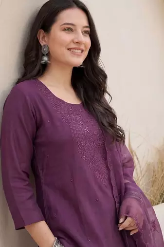 Women Ethnic Motifs Embroidered Regular Thread Work Kurta with Trousers & With Dupatta