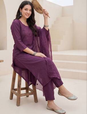 Women Ethnic Motifs Embroidered Regular Thread Work Kurta with Trousers & With Dupatta 5