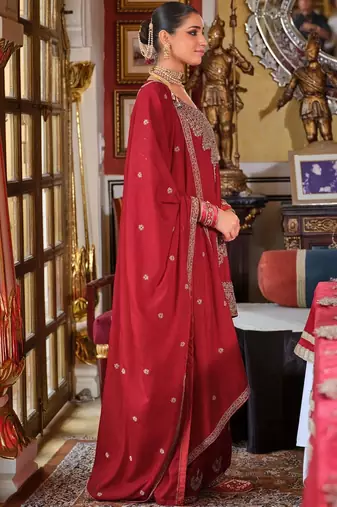 Ethnic Motifs Embroidered Chinon Beads & Stones Kurta With Palazzos & Dupatta