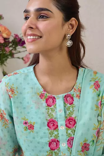 Women Floral Embroidered Regular Thread Work Linen Kurta with Trousers & With Dupatta