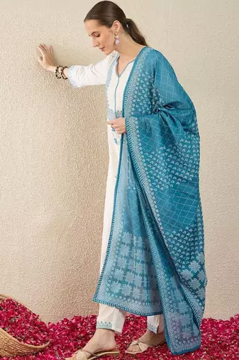 Women Ethnic Motifs Embroidered Regular Thread Work Pure Cotton Kurta with Trousers & With Dupatta