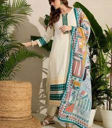 Ethnic Motifs Printed Regular Thread Work Kurta with Trousers & With Dupatta