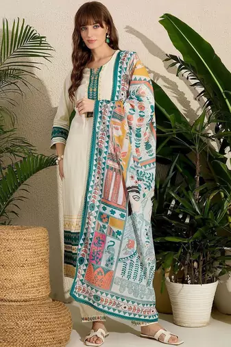 Ethnic Motifs Printed Regular Thread Work Kurta with Trousers & With Dupatta