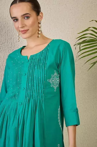 Ethnic Motifs Embroidered Thread Work Pure Cotton Kurta with Trousers