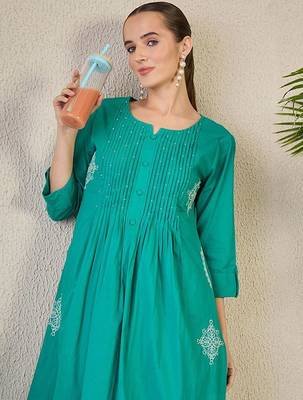 Ethnic Motifs Embroidered Thread Work Pure Cotton Kurta with Trousers 3