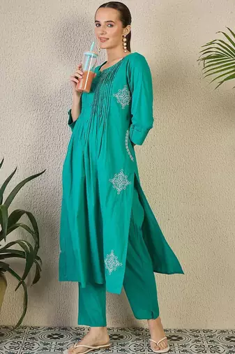 Ethnic Motifs Embroidered Thread Work Pure Cotton Kurta with Trousers