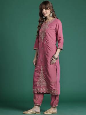 Ethnic Motifs Embroidered Gotta Patti Kurta with Trousers & Dupatta 6