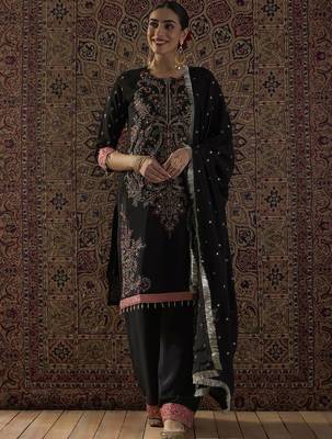 Ethnic Motifs Embroidered Thread Work Kurta With Palazzos & Dupatta 4