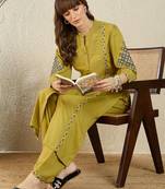 Ethnic Motifs Embroidered Thread Work Straight Kurta With Palazzos