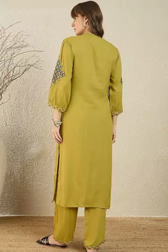 Ethnic Motifs Embroidered Thread Work Straight Kurta With Palazzos