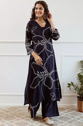 Women Floral Embroidered Regular Sequinned Kurta with Trousers