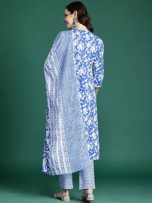 Floral Printed Pure Cotton Kurta with Trousers & Dupatta 7