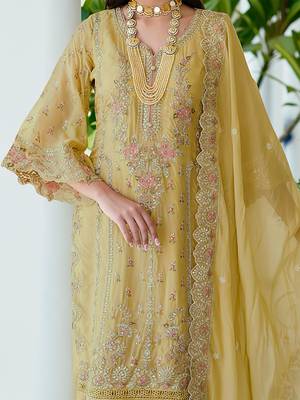 Ethnic Motifs Embroidered Sweetheart Neck Straight Kurta With Trousers & Dupatta 2