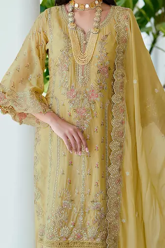 Ethnic Motifs Embroidered Sweetheart Neck Straight Kurta With Trousers & Dupatta